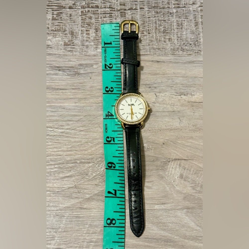 Coach LEX WOMENS Watch WHITE DIAL WITH ION PLATED THIN GOLD BRASS AND CRYSTALS - Picture 14 of 15